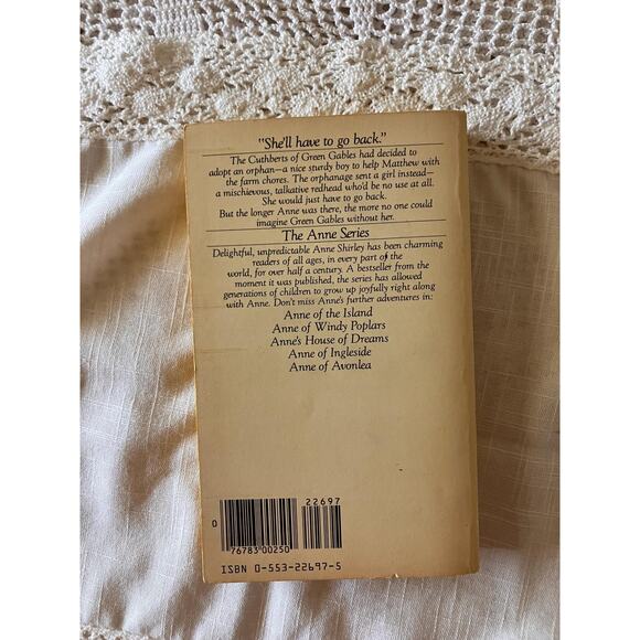 1981 Anne of Green Gables by L. M. Montgomery: Vintage Classic Novel - Picture 4 of 4